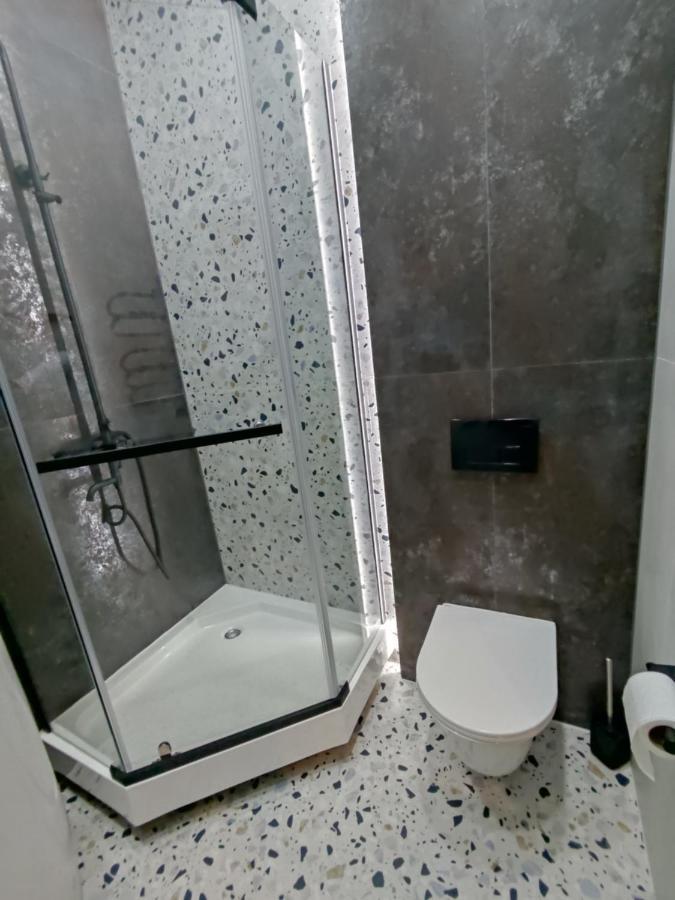 Brativ Rohatynciv 32 Lviv Exterior foto